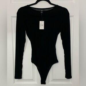Windsor, Love's A Mesh Bodysuit